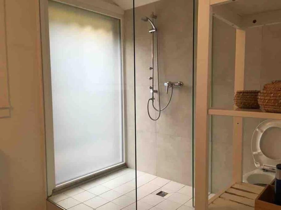 Lakeview Gem Krattigen Dış mekan fotoğraf